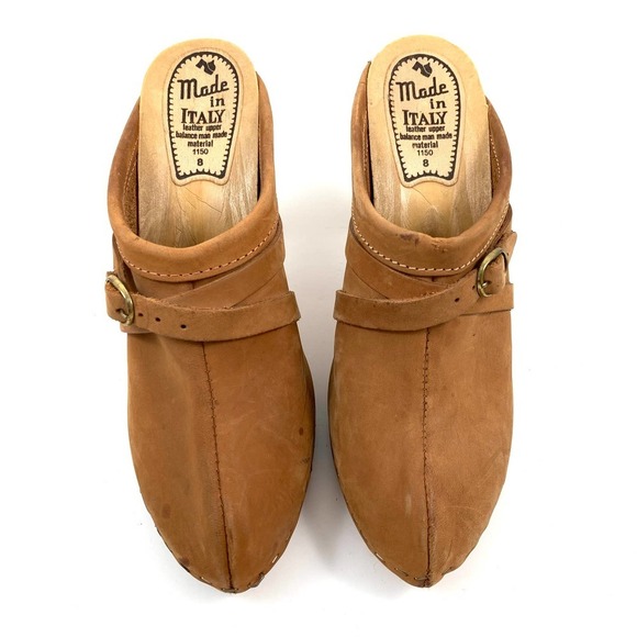 1960's Italian crafted nubuck leather heeled clogs - Picture 6 of 13